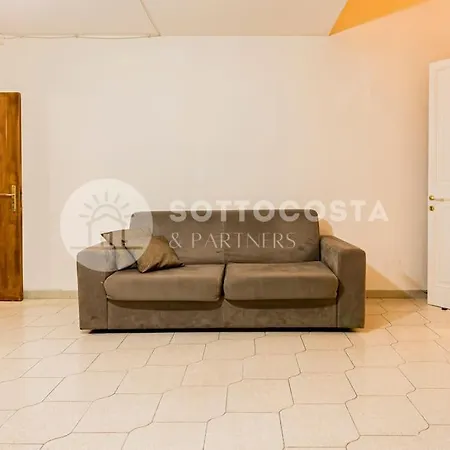 Renaissance Apartment Lecce