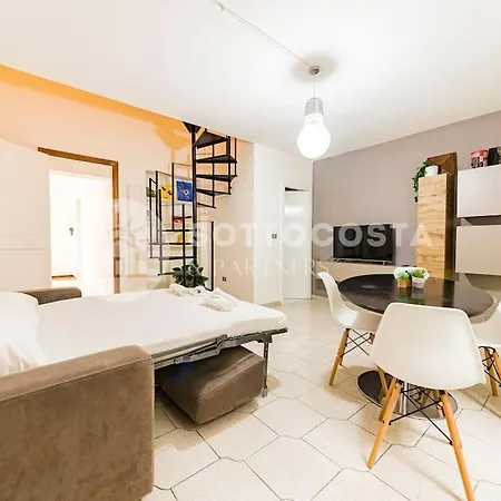 Apartment Renaissance *